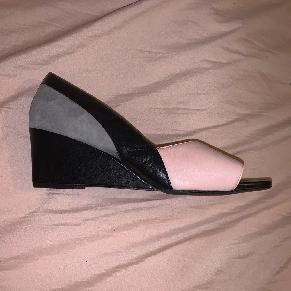Naturalizer Colorblock Wedges - Picture 3 of 7